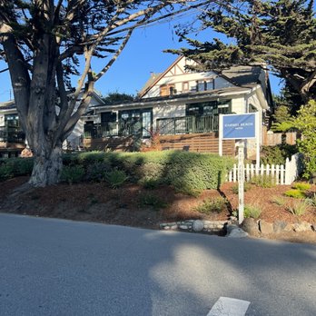 Carmel Beach Hotel - Hotels Near Me - Carmel, California