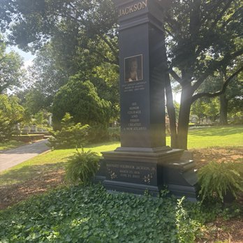 Oakland Cemetery Tours - Honorable mayor Jackson - Tours Near Me - Atlanta, Georgia Oakland Cemetery Tours - Honorable mayor Jackson - Tours Near Me - Atlanta, Georgia