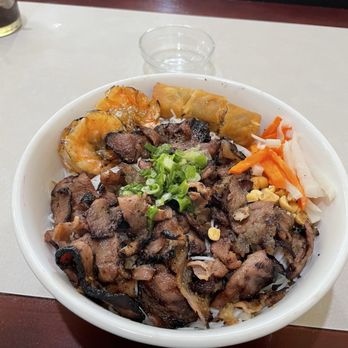 Pho Huyn 69 - Combination vermicelli bowl with pork. - Vietnamese Near Me - Sherman, Texas