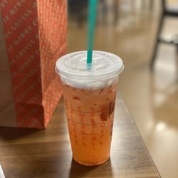 STARBUCKS - Very Berry Hibiscus Starbucks Refreshers