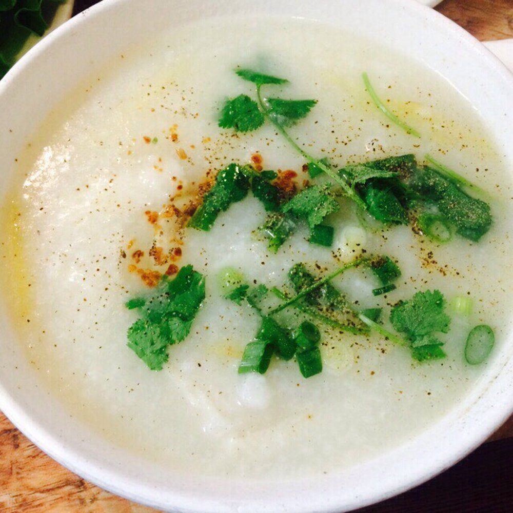 Da Vang Restaurant - A Caucasian teenager said if his mom serves this fish rice soup for breakfast he'd eat breakfast everyday. - Vietnamese Near Me - Phoenix, Arizona Da Vang Restaurant - A Caucasian teenager said if his mom serves this fish rice soup for breakfast he'd eat breakfast everyday. - Vietnamese Near Me - Phoenix, Arizona