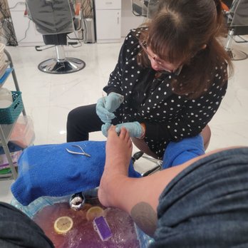 Skylight Hair & Nails - Deluxe Pedicure - Hair Salons Near Me - San Jose, California