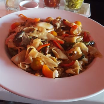 Kinnara Thai - Thai Near Me - Van Nuys, California