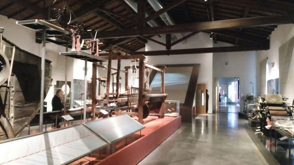 Museo Del Tessuto by null