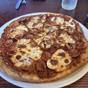 Arugula Bistro & Bar - Pepperoni flatbread - Mediterranean Near Me - West Hartford, Connecticut