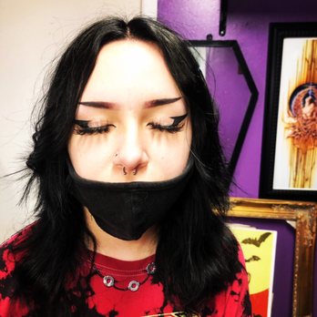 piercings by lue fresh - Septum piercing on this awesome client txt me to set up an appointment 915-861-4823 - Henna Artists Near Me - El Paso, Texas piercings by lue fresh - Septum piercing on this awesome client txt me to set up an appointment 915-861-4823 - Henna Artists Near Me - El Paso, Texas