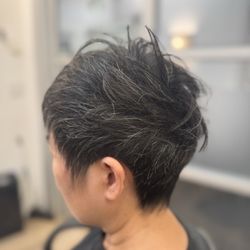 MOC Hair Studio