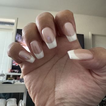 Nova Nail Lounge - French with chrome - Nail Salons Near Me - Lynnwood, Washington Nova Nail Lounge - French with chrome - Nail Salons Near Me - Lynnwood, Washington