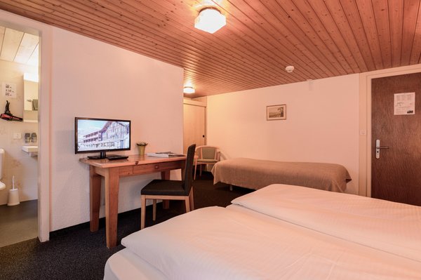 Jungfrau Lodge, Annex Crystal by null