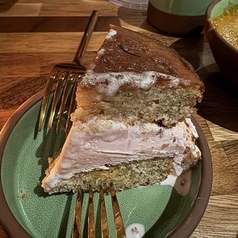 BarNaan - Gulab Jamun ice cream cake! - Indian Near Me - Brookfield, Connecticut BarNaan - Gulab Jamun ice cream cake! - Indian Near Me - Brookfield, Connecticut