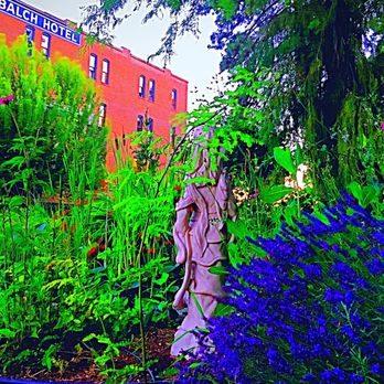 Balch Hotel - The Garden well done tranquility - Hotels Near Me - Dufur, Oregon Balch Hotel - The Garden well done tranquility - Hotels Near Me - Dufur, Oregon