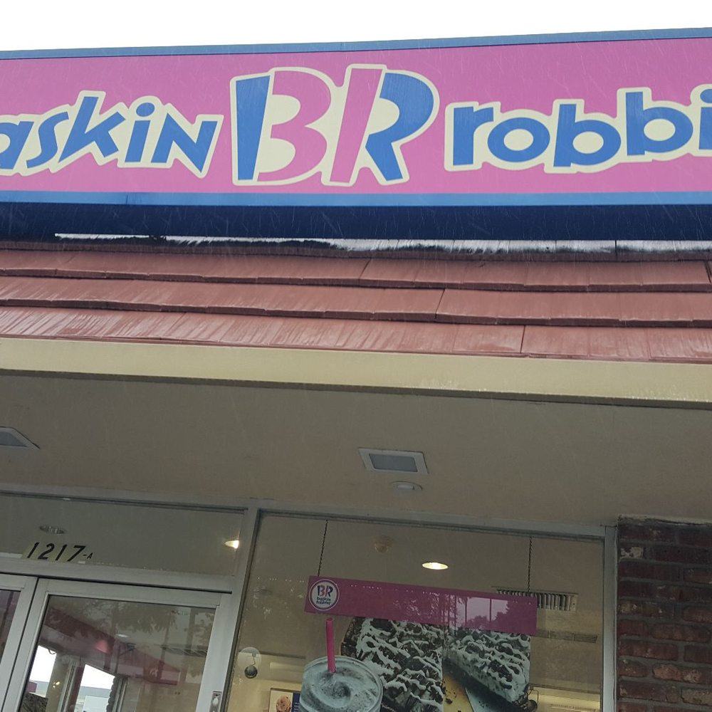 Baskin-Robbins - Storefront Signage (03/06/19). #Glendale @BaskinRobbins #31Flavors #IceCream - Ice Cream & Frozen Yogurt Near Me - Glendale, California