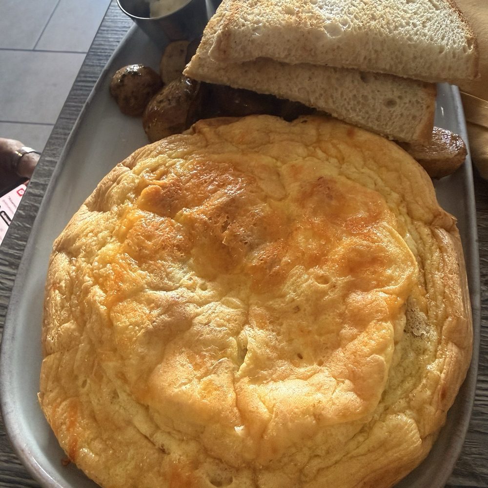 The Brunch House - Ham & cheese Omelette - Breakfast & Brunch Near Me - Temecula, California