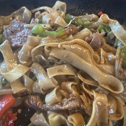 Tao New Asian - Beef Drunken Noodle