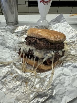 Val's Burgers by null