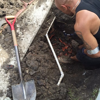 Ninja Plumber - Richard preparing a clay pipe for trenchless pipe bursting and installation of a new 2-way clean-out. - Plumbing Near Me - Chatsworth, California