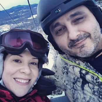 Wellbridge Physical Therapy - Jess and Vlad enjoying the slopes!! - Physical Therapy Near Me - Bedford, New Hampshire Wellbridge Physical Therapy - Jess and Vlad enjoying the slopes!! - Physical Therapy Near Me - Bedford, New Hampshire