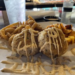 Mango's Bar & Grill - Crab Cakes