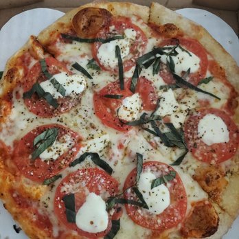 Al's Pizza - Margherita pizza - Pizza Near Me - Jacksonville, Florida