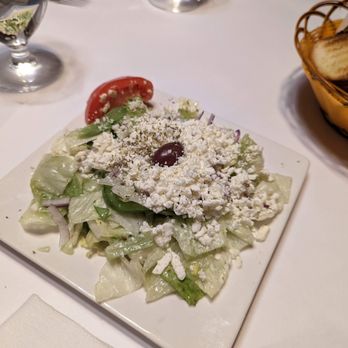 Ithaca Greek Mediterranean Restaurant - Side salad - Mediterranean Near Me - Markham, Ontario