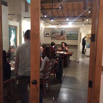 Jessup Cellars - Tasting room & art display - Wine Tasting Room Near Me - Yountville, California