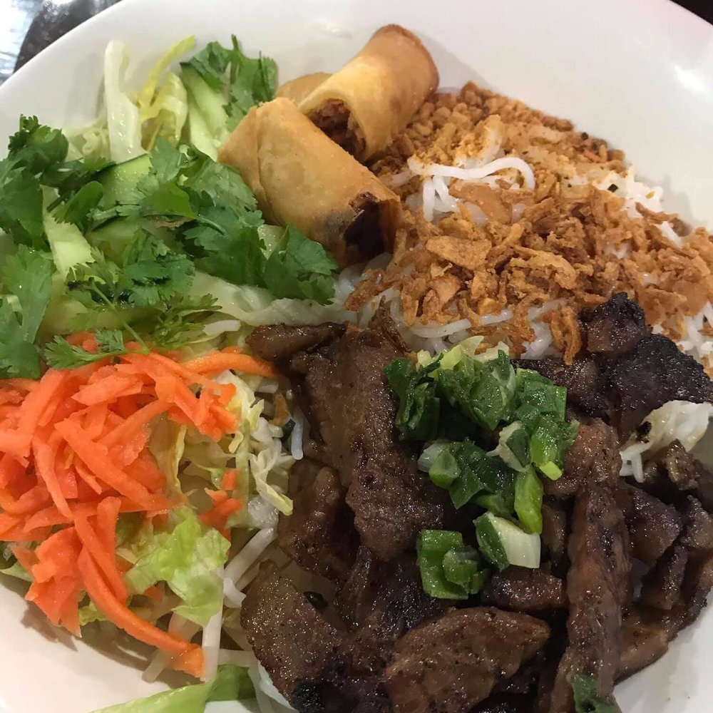 Lucky Cafe - Vietnamese Near Me - The Woodlands, Texas