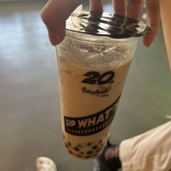 Presotea Torrance - delicious Hojicha Milk Tea - Bubble Tea Near Me - Torrance, California