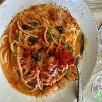 Violí Oakbrook - Seafood Linguini Seafood Linguini - Greek Near Me - Oak Brook, Illinois Violí Oakbrook - Seafood Linguini Seafood Linguini - Greek Near Me - Oak Brook, Illinois