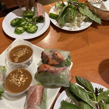 Pho Fever Bistro - A7. Sampler Spring Rolls - Vietnamese Near Me - West Los Angeles, California Pho Fever Bistro - A7. Sampler Spring Rolls - Vietnamese Near Me - West Los Angeles, California