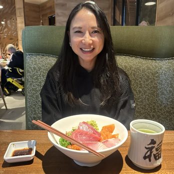 Ootoro Sushi - Chirashi bowl - Sushi Bars Near Me - Irvine, California Ootoro Sushi - Chirashi bowl - Sushi Bars Near Me - Irvine, California