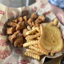 Huey Magoo’s - 10 tender nuggets