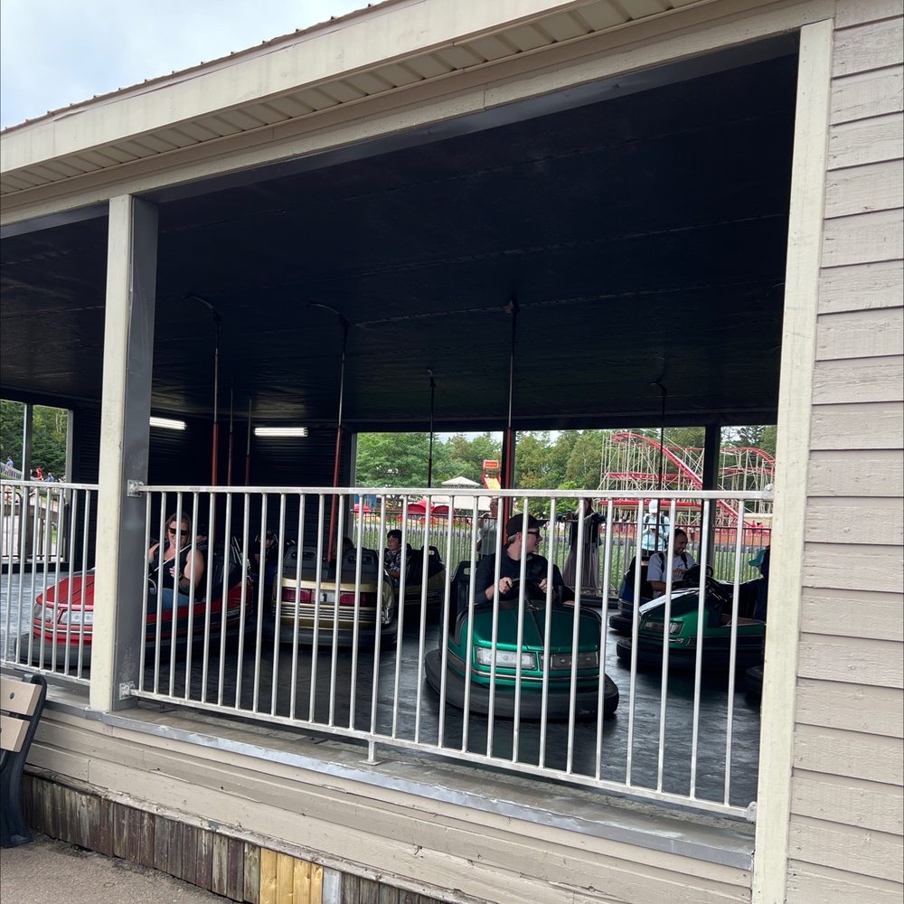 SANDSPIT AMUSEMENT PARK 16 Photos 8986 Cavendish Road, Cavendish