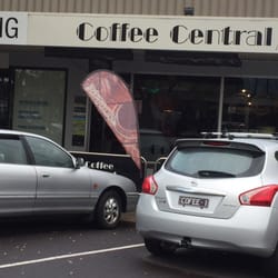 Coffee Central Moe - View from the middle of the road!