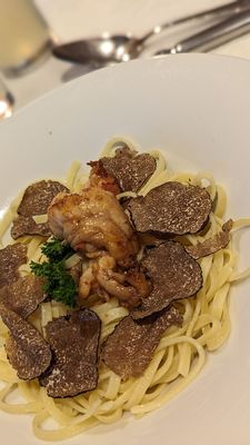 Le Crocodile by Rob Feenie by null