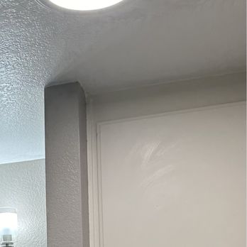 Felice Electric - Bathroom flush mount light replacement - Electricians Near Me
