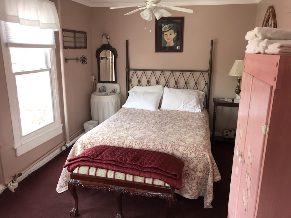BATH AVENUE HOUSE - Updated July 2025 - 12 Reviews - 37 Bath Ave, Ocean Grove, New Jersey - Bed ...