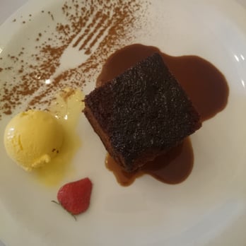 Farington Lodge Hotel - Sticky toffee pudding - Hotels Near Me - Preston, LAN