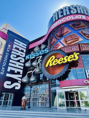 Hershey's Chocolate World by null