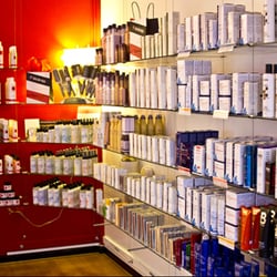 Salon Red