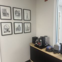Amir Ahmadi, DDS - Welcoming reception area