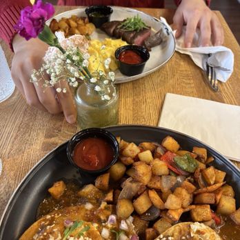 Pradera Brunch - Huevos Rancheros Steak & Eggs - Breakfast & Brunch Near Me - Baldwin Park, California Pradera Brunch - Huevos Rancheros Steak & Eggs - Breakfast & Brunch Near Me - Baldwin Park, California