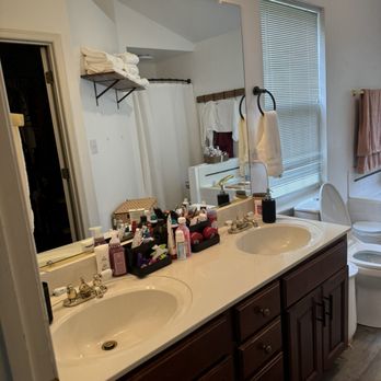Dr. We Clean It - Cleaning service after picture - Office Cleaning Near Me Dr. We Clean It - Cleaning service after picture - Office Cleaning Near Me