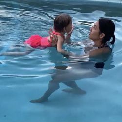 Dolphin Swimming Club - Mimi in class