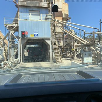 Vulcan Materials Companies - Picking up hot asphalt - Masonry/Concrete Near Me - San Diego, California Vulcan Materials Companies - Picking up hot asphalt - Masonry/Concrete Near Me - San Diego, California