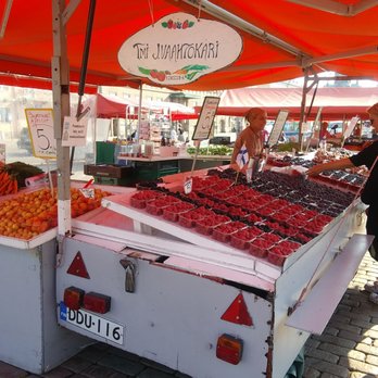 Kauppatori - Finnish Berries for the summer! - Farmers Market Near Me - Helsinki, 18