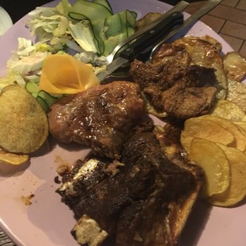 Taverna dei Briganti - Mixed Grill vom Wildschwein - Italian Near Me - Subbiano, AG Taverna dei Briganti - Mixed Grill vom Wildschwein - Italian Near Me - Subbiano, AG