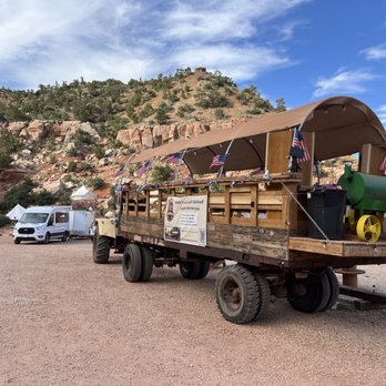 Zion Glamping Adventures - Evening Wagon Ride with Smoker Grill - Campgrounds Near Me - Hildale, Utah