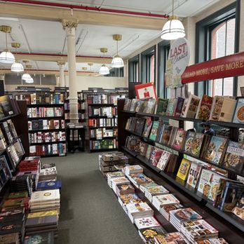 Barnes & Noble - Bookstores Near Me - New York, New York
