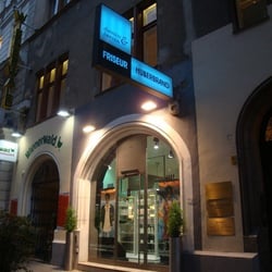 Hüllerbrand Wilhelm Frisiersalon
