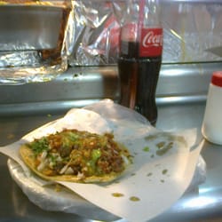 Tacos Los Borregos - Uno de 4 tacos que llego a zamparme regularmente en una visita con Los Borregos